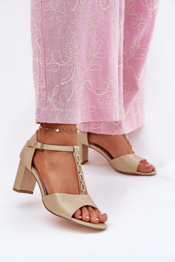 Sandali con tacco alto da donna con tacchi decorati in ecopelle colore dorato Triavera 2