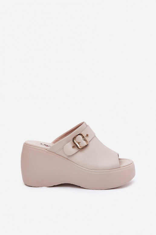 Pantofole in pelle Femminile con una piattaforma I Koturnie con fibbie S.Barski LR51-542 beige