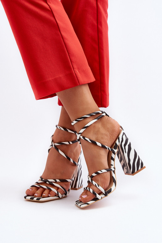 Alla moda Sandali col tacco alto Bianco-colore nero Josette