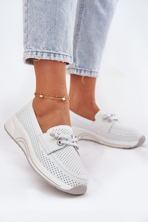 Pelle scarpe Realizzato in pelle naturale con una piattaforma Artiker 56C2101 Colore bianco Pelle scarpe Realizzato in pelle naturale con una piattaforma Artiker 56C2101 Colore bianco