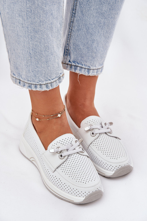 Pelle scarpe Realizzato in pelle naturale con una piattaforma Artiker 56C2101 Colore bianco Pelle scarpe Realizzato in pelle naturale con una piattaforma Artiker 56C2101 Colore bianco