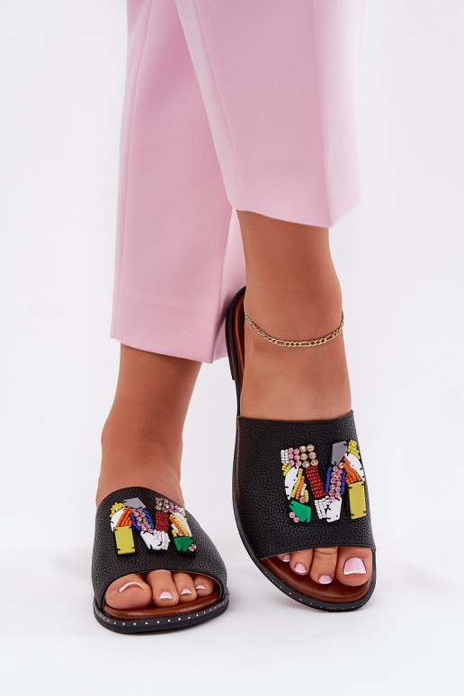 Pantofole da donna con tacchi larghi con ornamenti colore nero Clelione