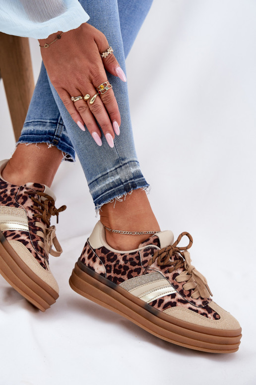 Scarpe modello sneakers Femminile con una piattaforma Z PodAójnym Allacciaturam con motivi di pelliccia di leopardo beige Niteri Scarpe modello sneakers Femminile con una piattaforma Z PodAójnym Allacciaturam con motivi di pelliccia di leopardo beige Niteri
