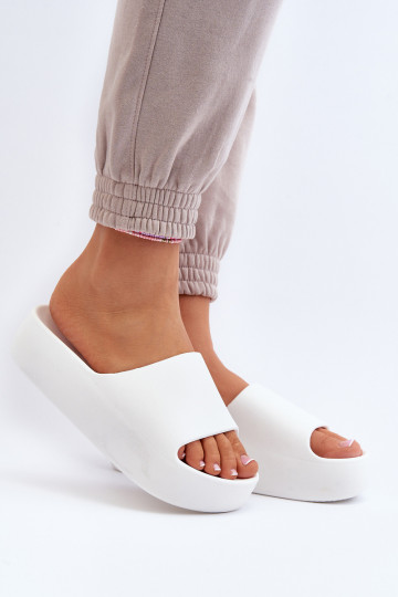 Femminile Pantofole Su una suola spessa Colore bianco Oreithano 2