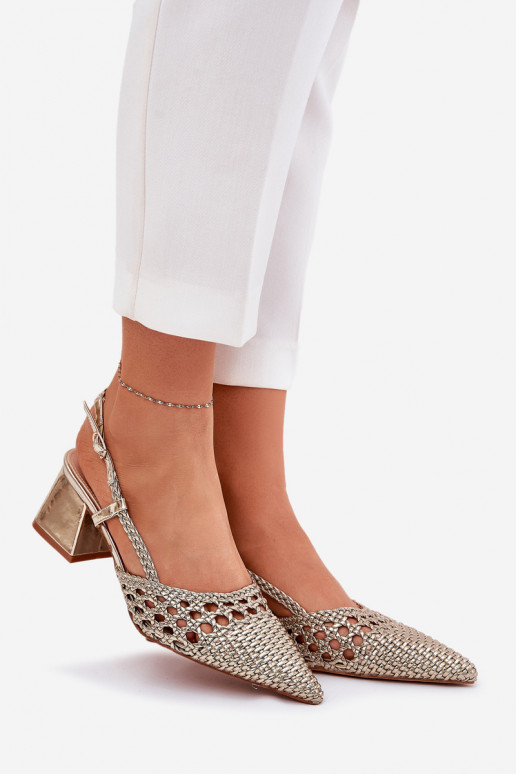 Moteriškos basutės su platforma su... Moteriškos basutės su platforma su...