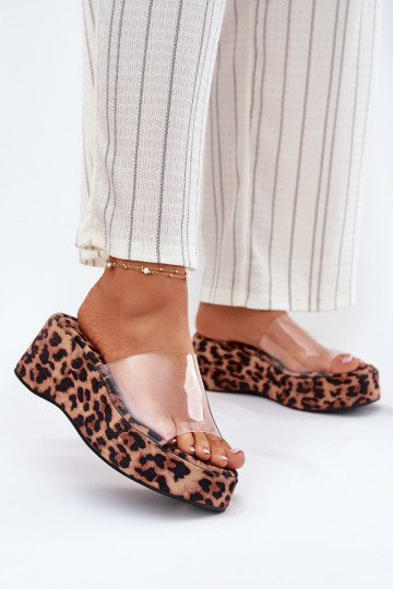 Pantofole da donna Z Transparentnym Strisceem Su un cuneo con motivi di pelliccia di leopardo Meltiana
