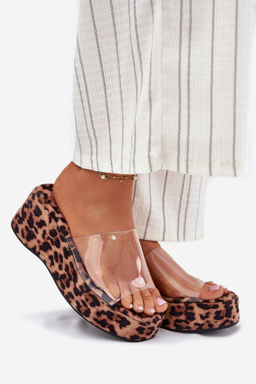 Pantofole da donna Z Transparentnym Strisceem Su un cuneo con motivi di pelliccia di leopardo Meltiana Pantofole da donna Z Transparentnym Strisceem Su un cuneo con motivi di pelliccia di leopardo Meltiana