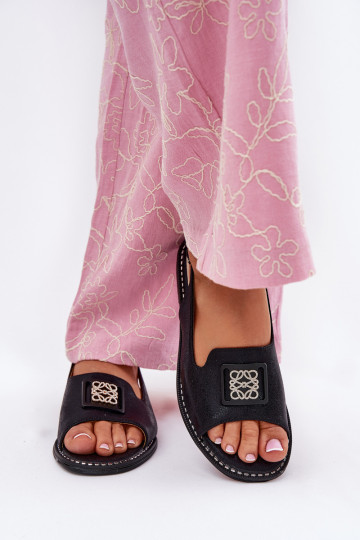 Stile elegante Sandali da donna con tacchi larghi con ornamenti S.Barski KV51-082 colore nero 2