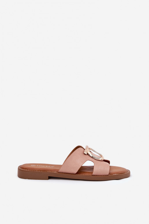 Pantofole da donna con tacchi larghi con ornamenti Vinceza 17381 beige Pantofole da donna con tacchi larghi con ornamenti Vinceza 17381 beige