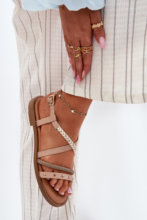 Sandali bassi con cinghie Vinceza 17379 colore avorio Sandali bassi con cinghie Vinceza 17379 colore avorio