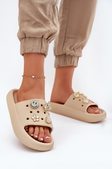 Pantofole da donna Pantofole leggere Z Przypinkami Vinceza 76055 beige