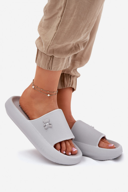 Pantofole leggere Pantofole da donna con una piattaforma Con Orso Vinceza 75210 colore grigio