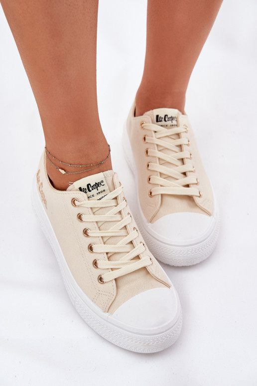 Scarpe per il tempo libero con una piattaforma Lee Cooper LCIN-24-44-2464L beige Scarpe per il tempo libero con una piattaforma Lee Cooper LCIN-24-44-2464L beige