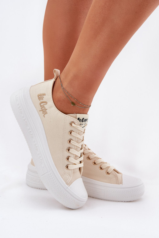Scarpe per il tempo libero con una piattaforma Lee Cooper LCIN-24-44-2464L beige Scarpe per il tempo libero con una piattaforma Lee Cooper LCIN-24-44-2464L beige