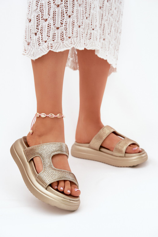 Decorato Pantofole da donna con una piattaforma colore dorato Jestella