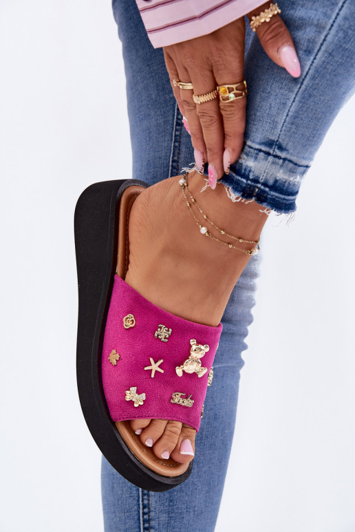 Pantofole da donna in pelle scamosciata Z Przypinkami Vinceza 66741 colore rosa Pantofole da donna in pelle scamosciata Z Przypinkami Vinceza 66741 colore rosa