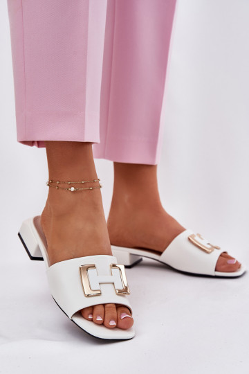 Pantofole eleganti da donna bianche con tacco e dettagli dorati, Vinceza 62229 2