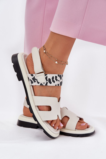 Sandali da donna Femminile con tacchi larghi con motivi di pelliccia di leopardo Vinceza 66780 beige