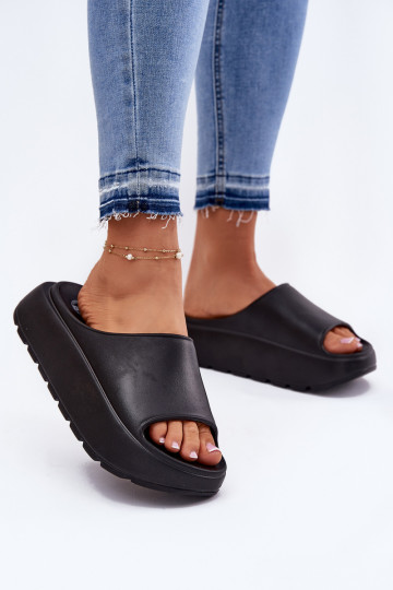 Pantofole leggere Pantofole da donna con una piattaforma colore nero Xalvania 2