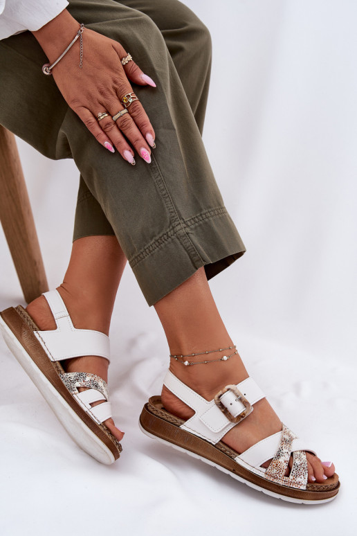 Sandali da donna con fibbie Inblu GS000056 Colore bianco Sandali da donna con fibbie Inblu GS000056 Colore bianco