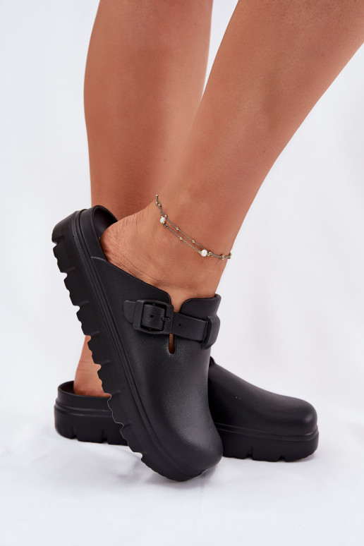 Pantofole leggere Pantofole da donna con cinghie I con fibbie colore nero Larinie Pantofole leggere Pantofole da donna con cinghie I con fibbie colore nero Larinie