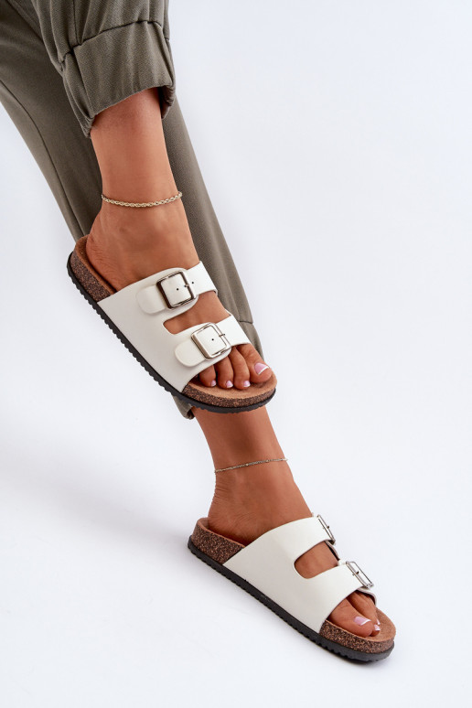 Pantofole da donna con fibbie Colore bianco Oliena