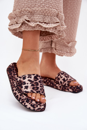 Pantofole con piattaforma Dovasse con stampa leopardata