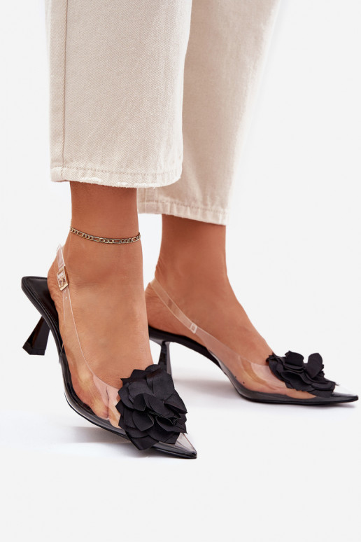 Guardare attraverso sandali con tacchi sottili Con decorazioni Un fiore colore nero Risalie