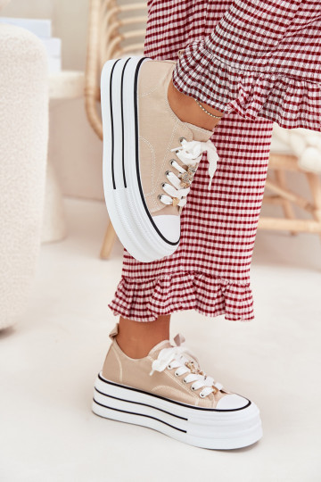 Scarpe per il tempo libero con una piattaforma Ze colore doratomi Przypinkami beige Fiorina 2