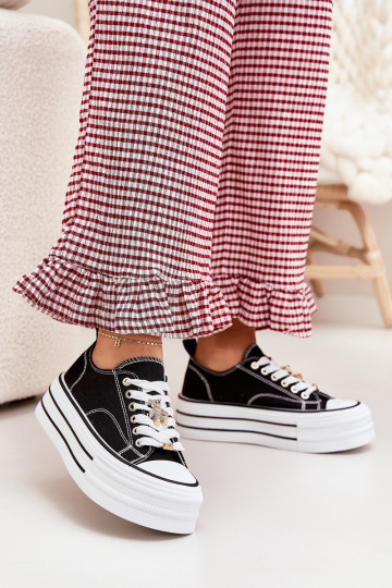 Scarpe per il tempo libero con una piattaforma Ze colore doratomi Przypinkami colore nero Fiorina 2