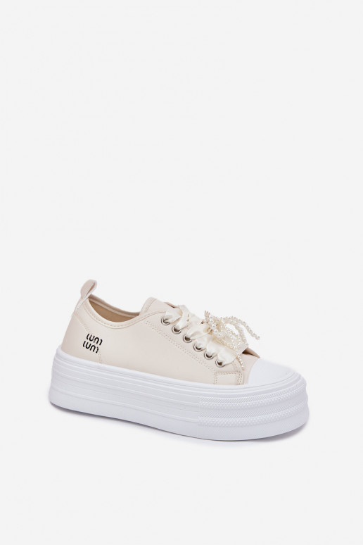 Scarpe per il tempo libero con una piattaforma Con decorazioni Allacciaturam beige Tivora