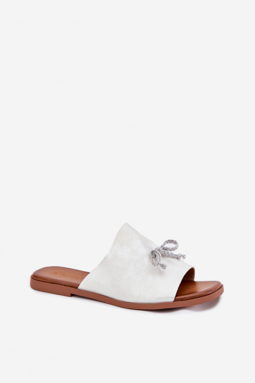 Pantofole da donna con tacchi larghi Con decorazioni INiązaniem color argento Norela