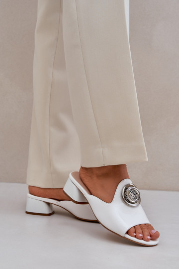 Ciabatte eleganti bianche...