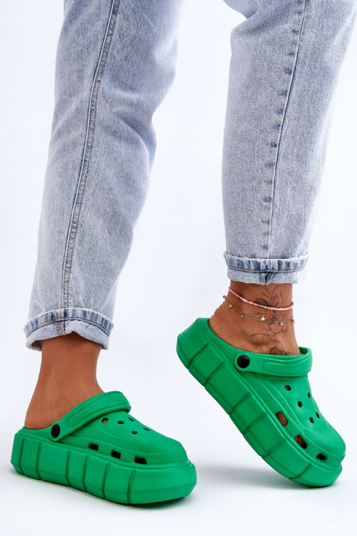 Infradito tipo Crocs con plateau rialzato colore verde Beckett