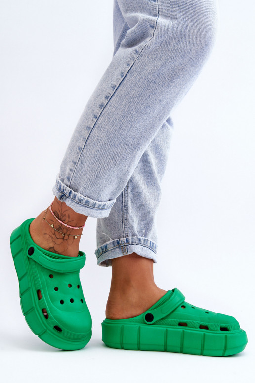 Infradito tipo Crocs con plateau rialzato colore verde Beckett