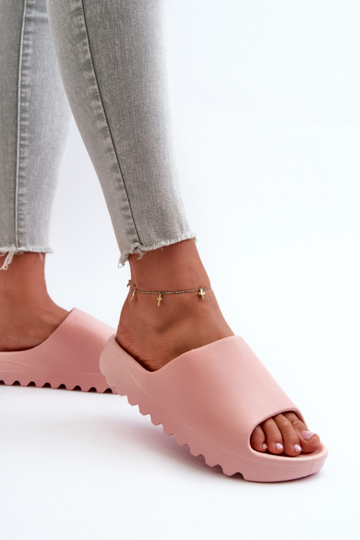 Pantofole alla moda con una piattaforma colore rosa Estella Pantofole alla moda con una piattaforma colore rosa Estella