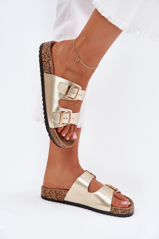 Pantofole da donna con fibbie in ecopelle colore dorato Iskira Pantofole da donna con fibbie in ecopelle colore dorato Iskira