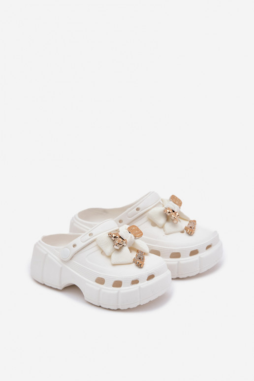 Pantofole Infantile Infantile Pantofole leggere con nastri I Ozdobami Colore bianco Selvana Pantofole Infantile Infantile Pantofole leggere con nastri I Ozdobami Colore bianco Selvana