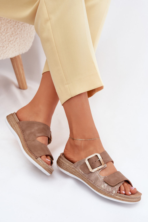 Pantofole da donna con fibbie I con chiusura adesivaem INBLU MK000013 colore marrone