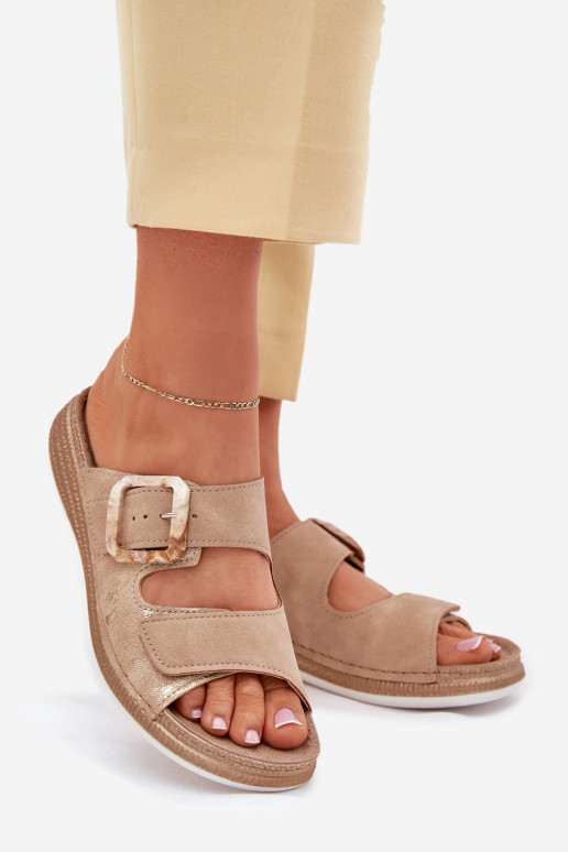 Pantofole da donna con fibbie I con chiusura adesivaem INBLU MK000013 beige