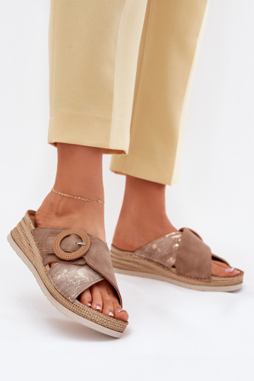 Pantofole da donna Su un cuneo decorare con fibbie Inblu RV000012 colore marrone