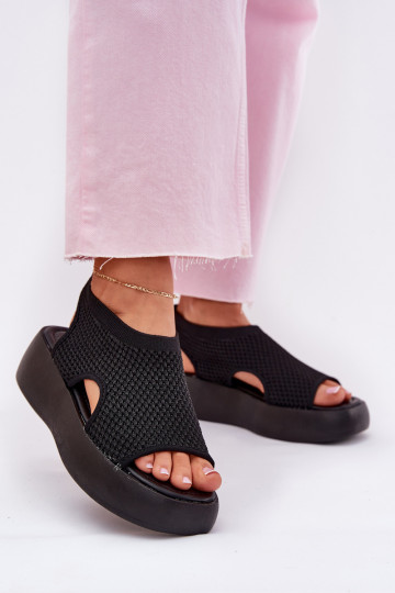 Sandali da donna con piattaforma color nero Kavira 2