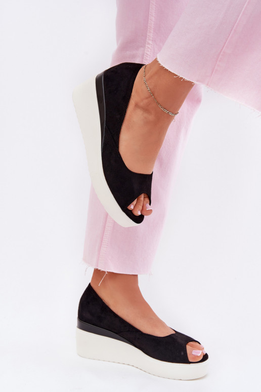 Sandali da donna Su un cuneo Z in ecopelle scamosciatau colore nero Velira