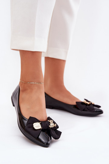 Ballerine laccate con nastri I Złotą Broszką colore nero Rivona