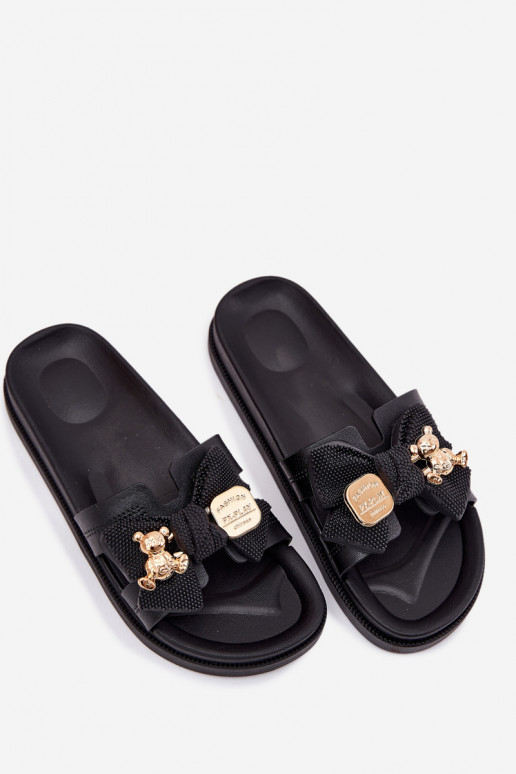 Pantofole da donna con nastri I Złotą Broszką beige Lynara