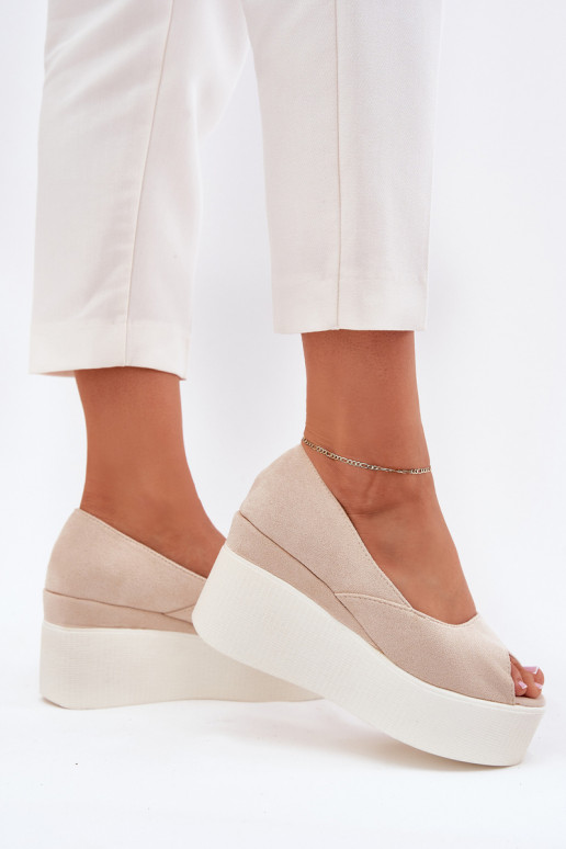 Sandali da donna Su un cuneo e piattaforma colore avorio Felyra