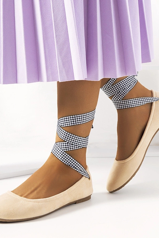 Scarpe rosa con fiocchetto, „Acro" Scarpe rosa con fiocchetto, „Acro"