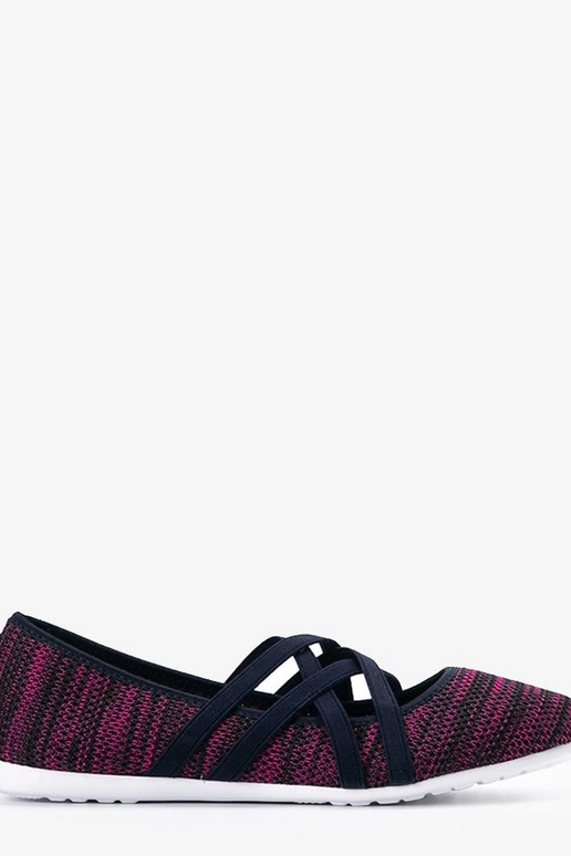 Scarpe rosa in camoscio con strass,... Scarpe rosa in camoscio con strass,...