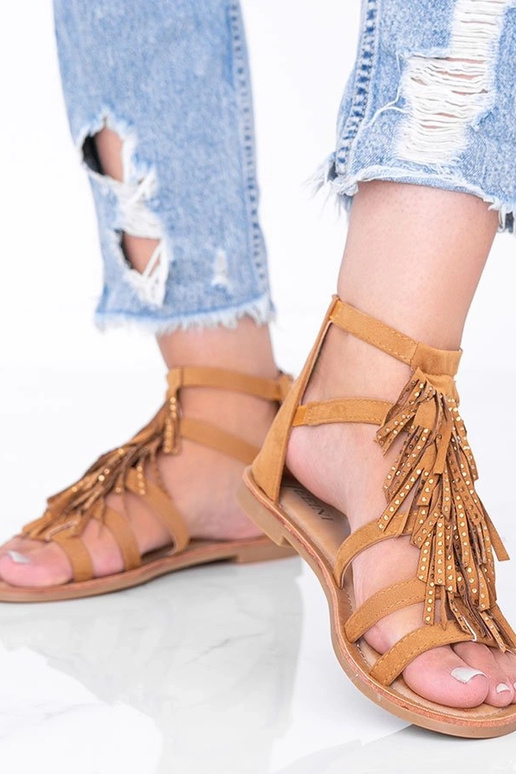 Sandalini marroni chiari con frange,...