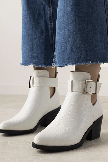 Stivaletti bianchi con... 2